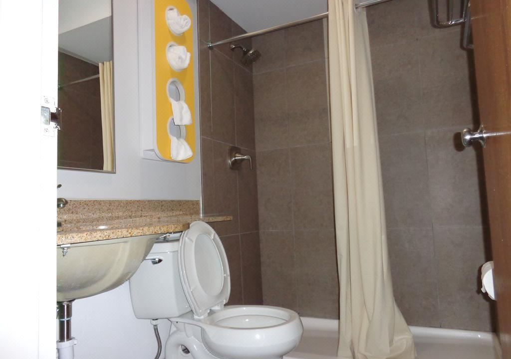 Photo of Bathroom in Calcium