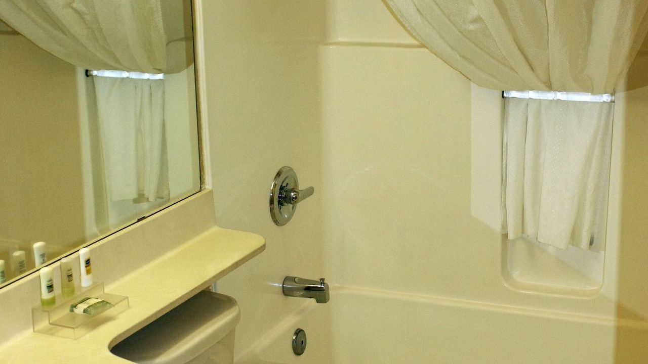 Photo of Bathroom in North Industrial