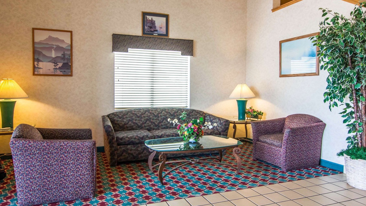Photo of Livingroom in Salem