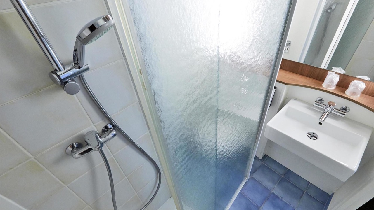 Photo of Bathroom in Levallois-Perret