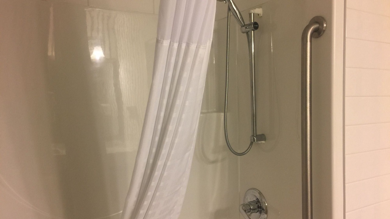 Photo of Bathroom in Banff Trail