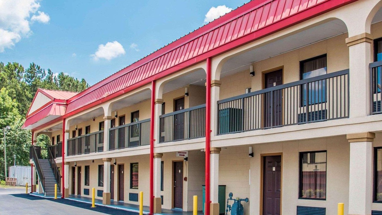 Photo of Buildings in Richmond Hill