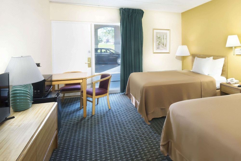 Photo of Livingroom in Newburgh