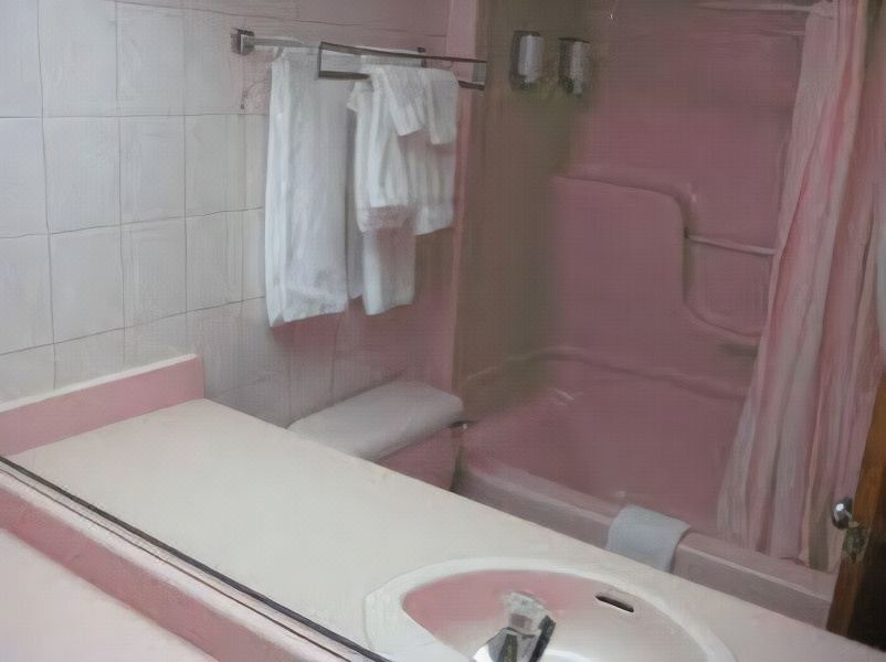 Photo of Bathroom in Thunder Bay