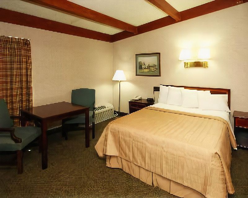 Photo of Bedroom in Waynesboro