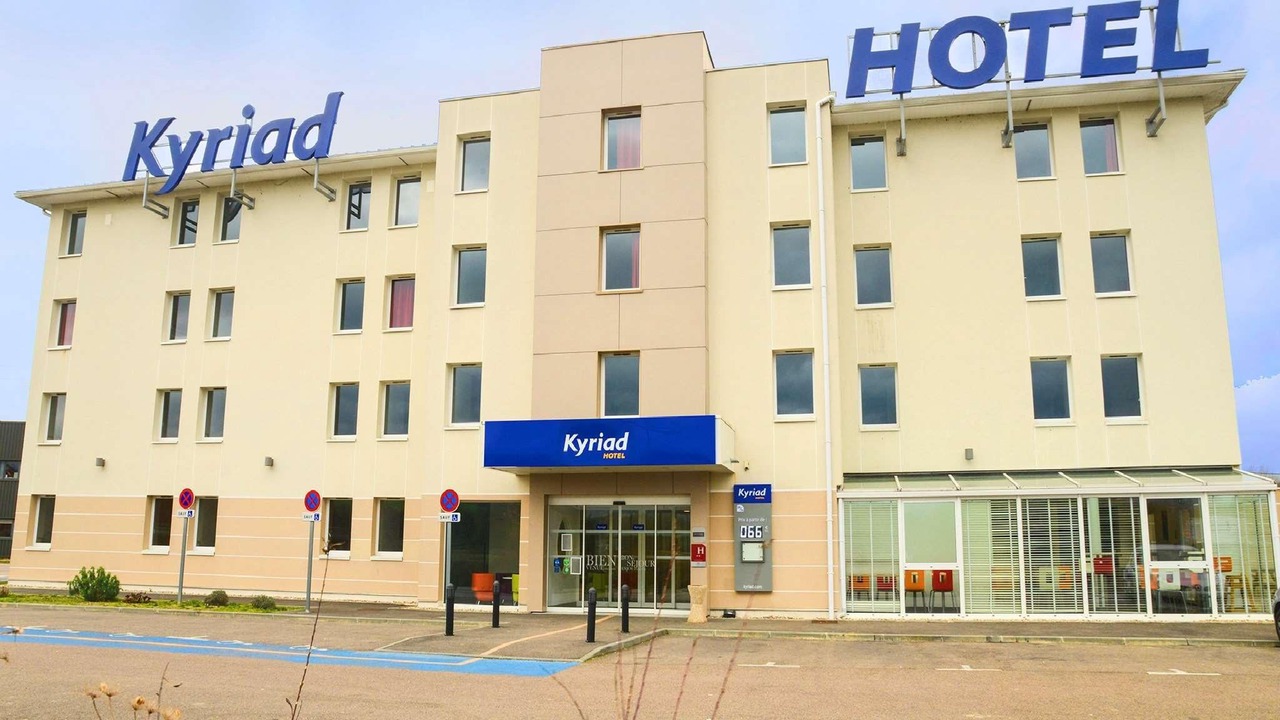 Photo of Buildings in Val-de-Reuil