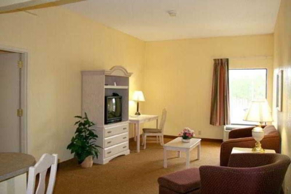 Photo of Livingroom in Bessemer