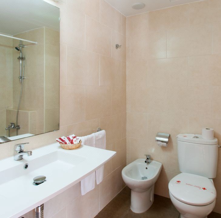 Photo of Bathroom in Lloret Town Center