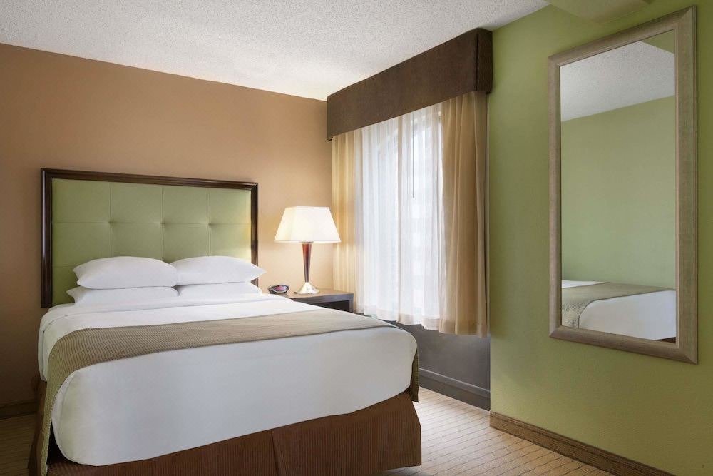 Photo of Bedroom in Downtown West