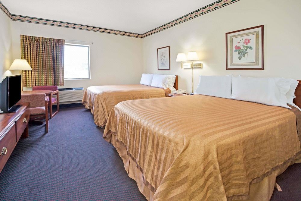 Photo of Bedroom in Airport Township