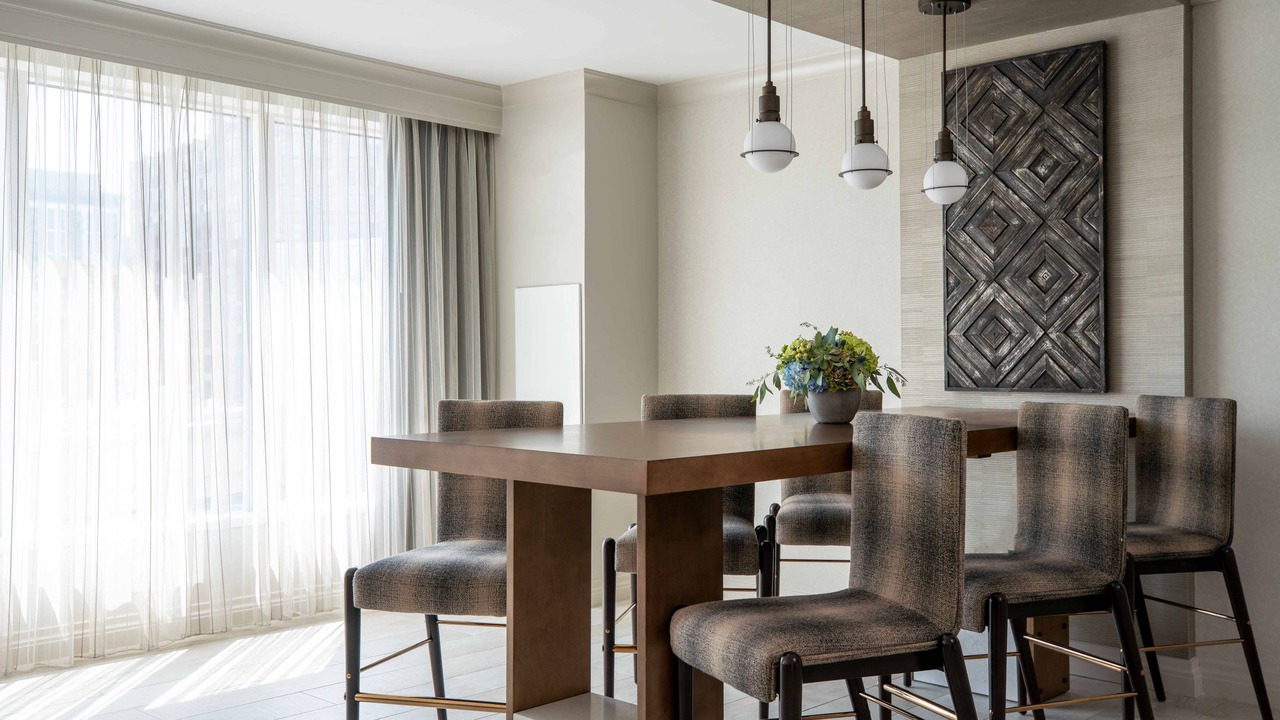 Photo of Livingroom in Harbor East