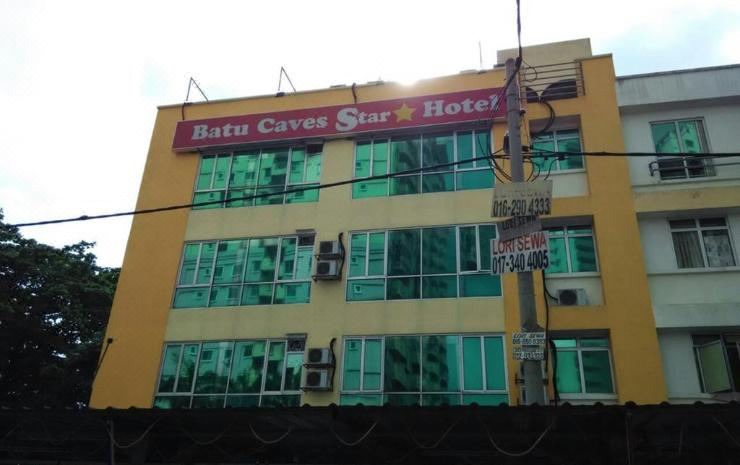 Photo of Buildings in Medan Batu Caves