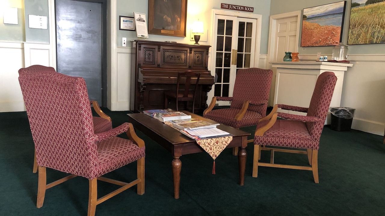 Photo of Livingroom in White River Junction