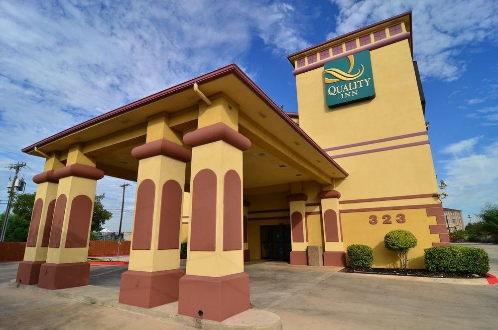 Photo of Buildings in West San Antonio
