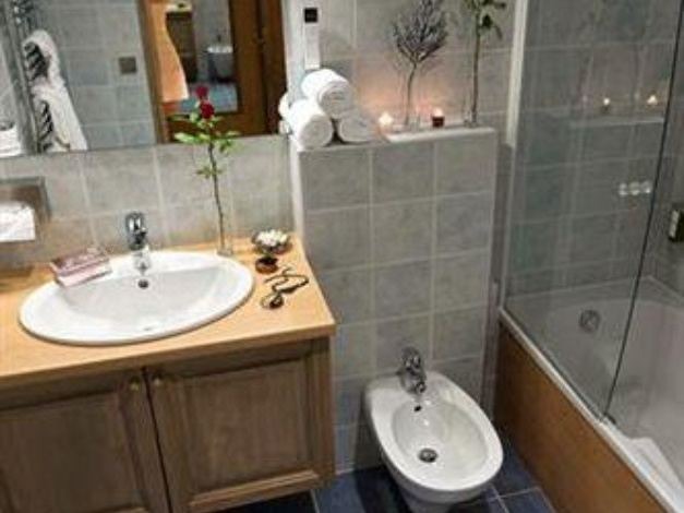 Photo of Bathroom in Thyez