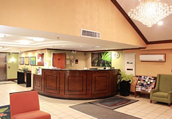 Photo of Livingroom in Spring Valley