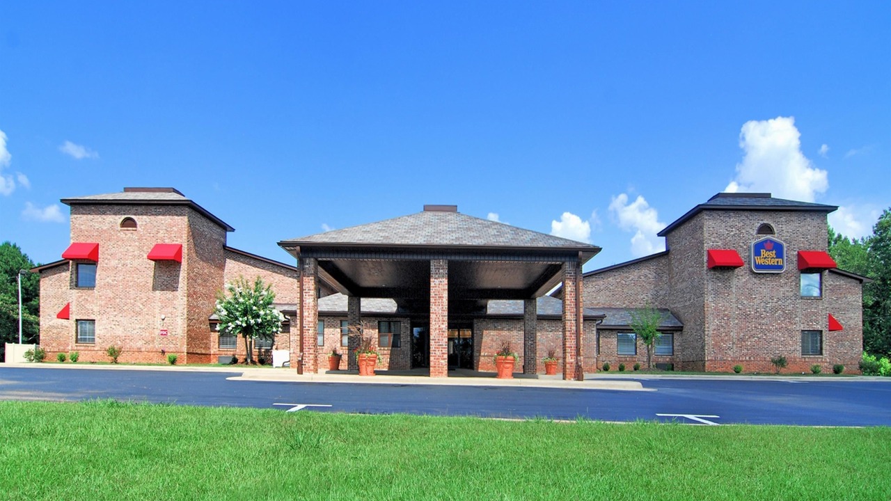 Photo of Buildings in Opelika