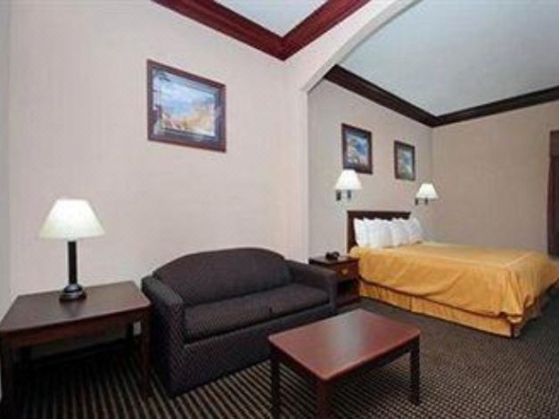 Photo of Livingroom in Lake Jackson