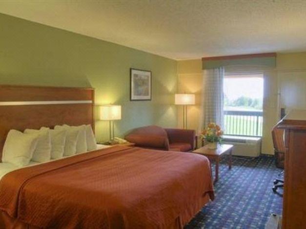 Photo of Bedroom in Dandridge