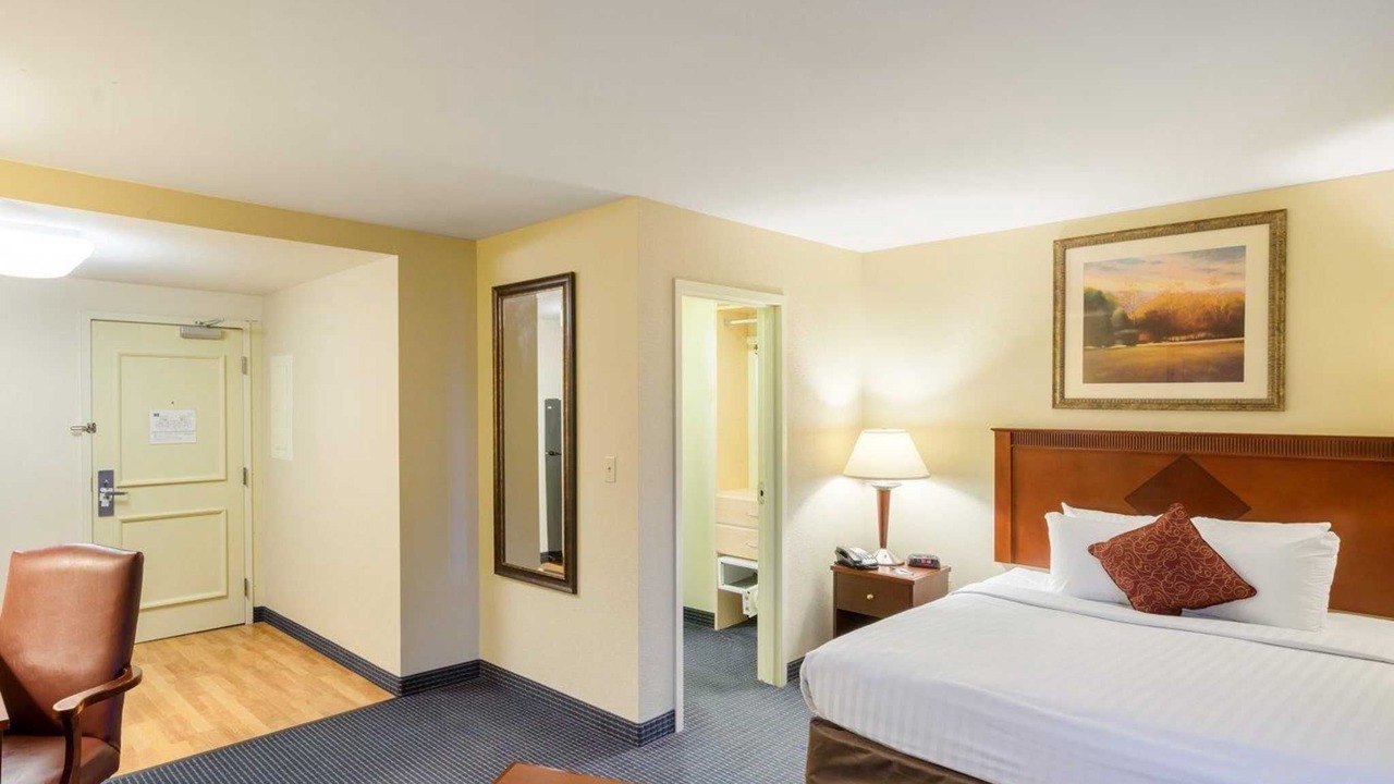 Photo of Bedroom in Dover