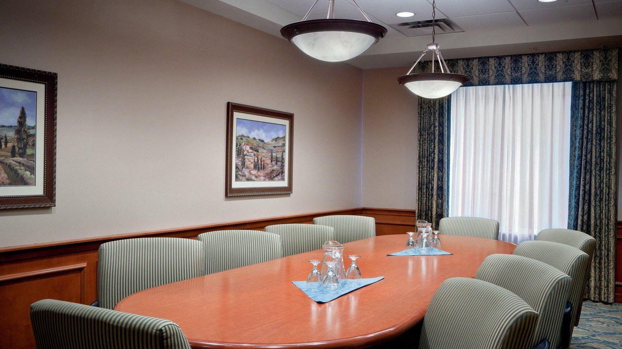 Photo of Livingroom in Tri-Cities