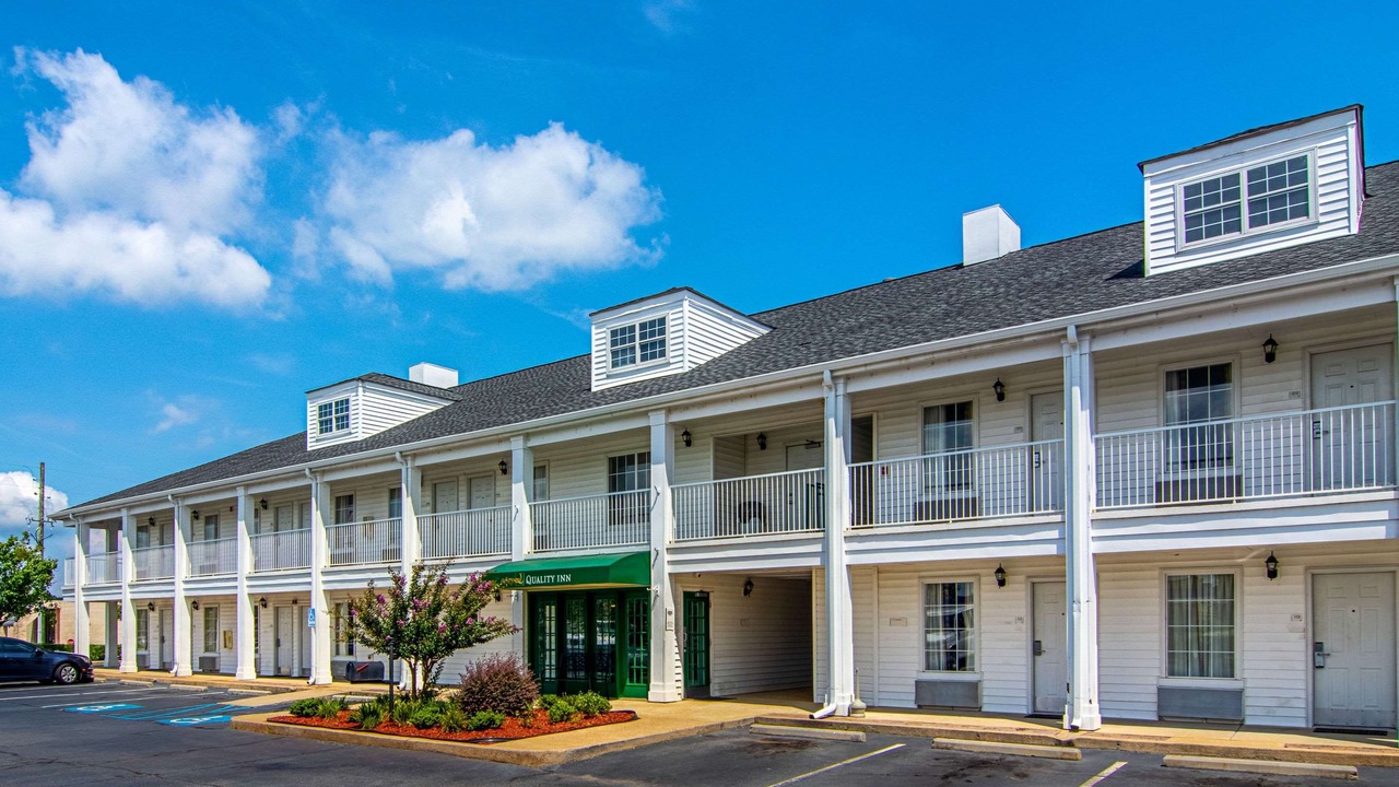 Photo of Buildings in LaGrange
