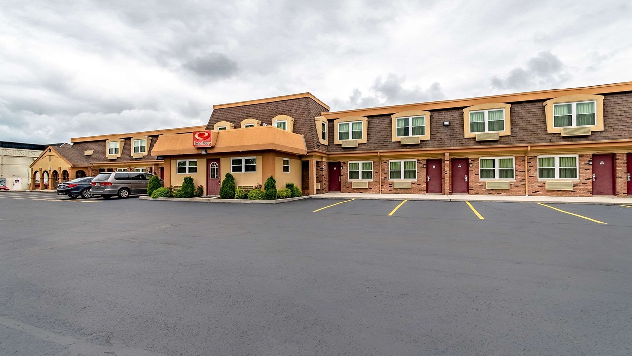 Photo of Buildings in Worthington