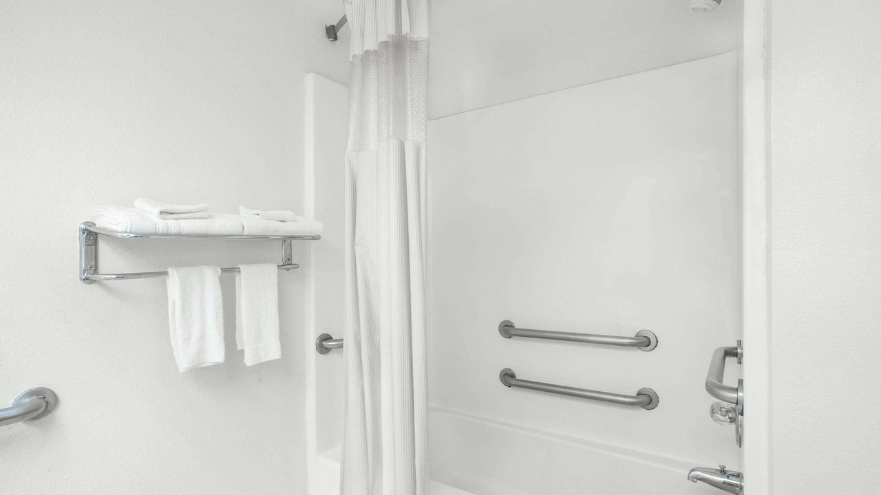 Photo of Bathroom in Lincoln