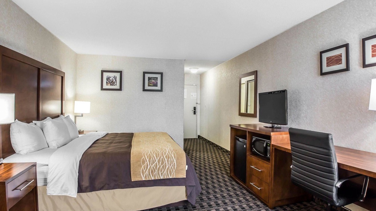 Photo of Livingroom in Greenville - Spartanburg