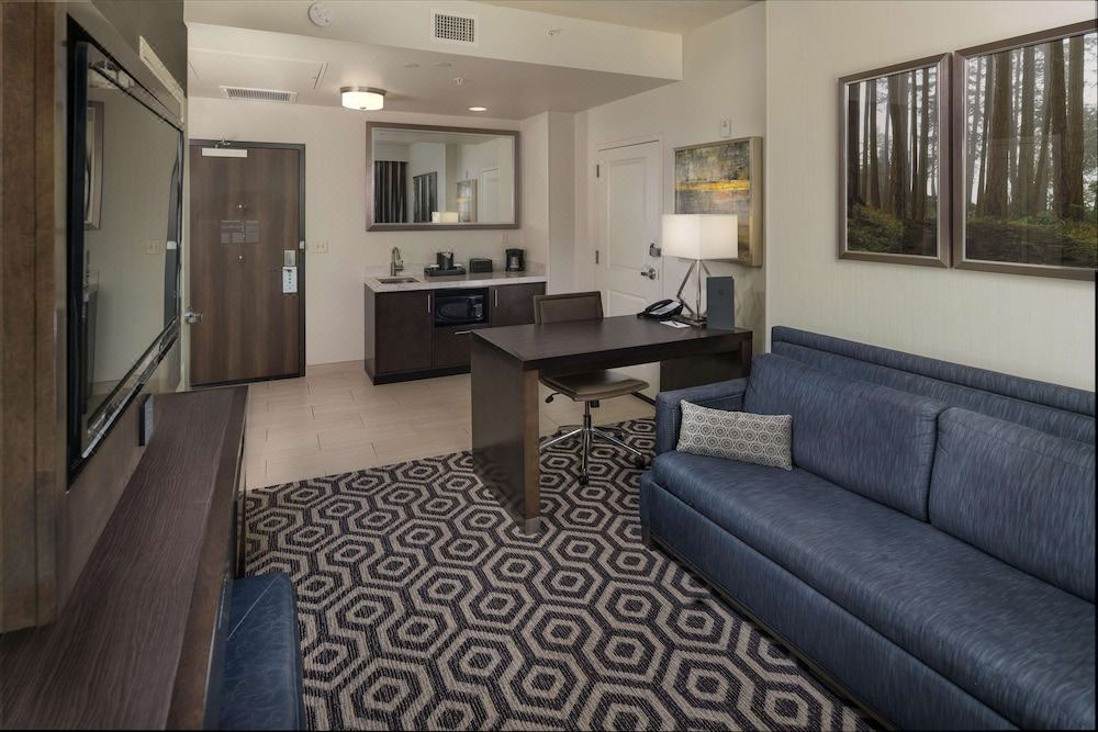 Photo of Livingroom in Tanasbourne