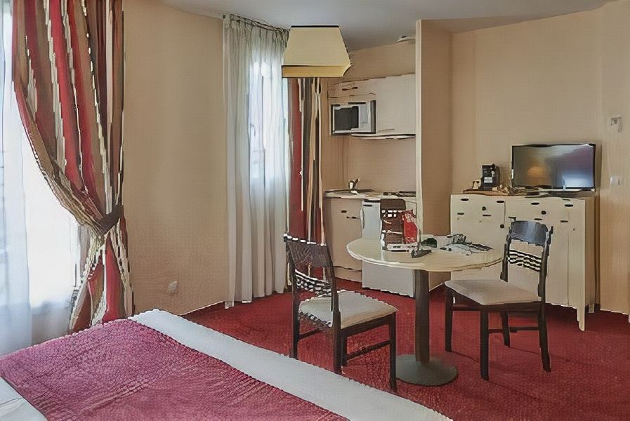 Photo of Others in Chatou