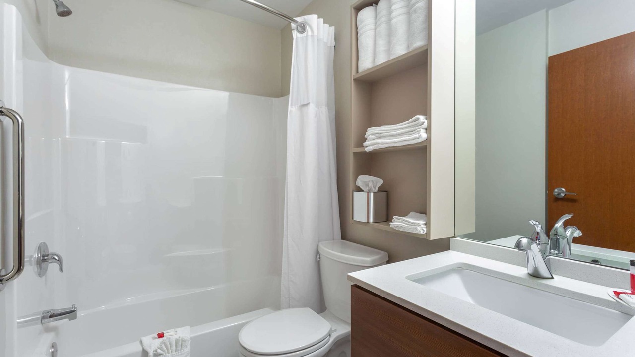 Photo of Bathroom in Niagara Falls