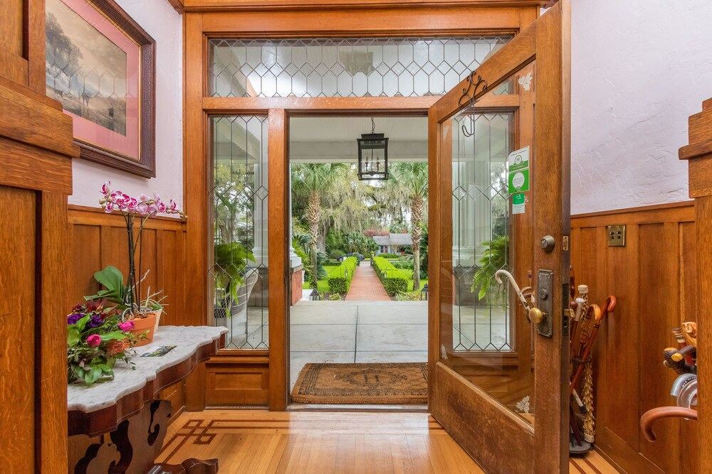 Photo of Livingroom in Micanopy