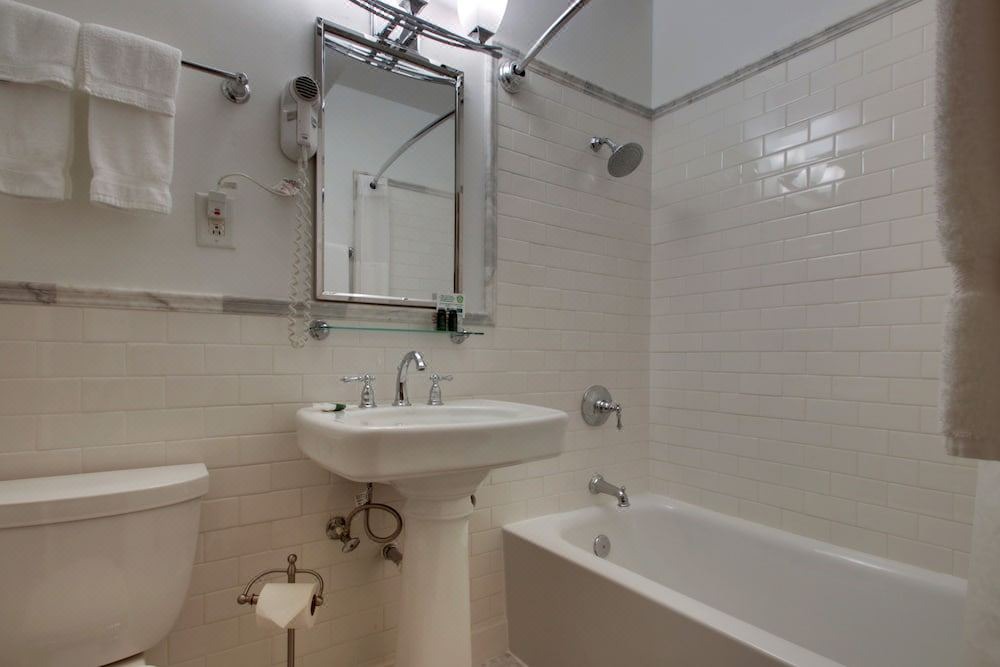 Photo of Bathroom in Yankee Hill