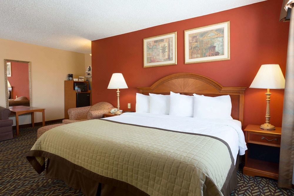 Photo of Bedroom in Central Oklahoma City