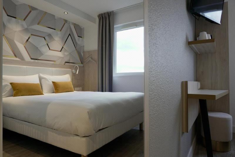 Photo of Bedroom in Crepy-en-Valois