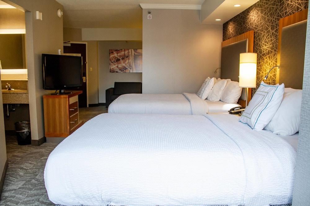Photo of Bedroom in North Shore