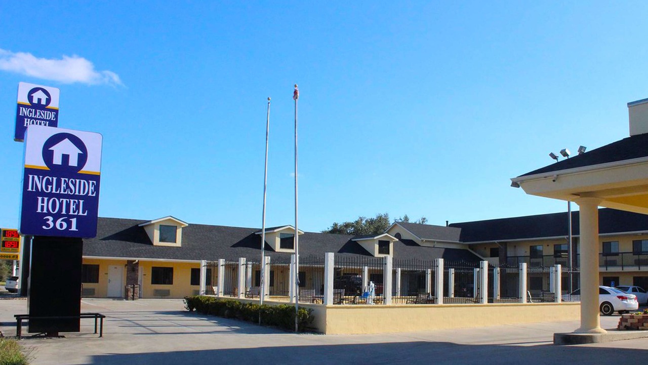 Photo of Buildings in Ingleside