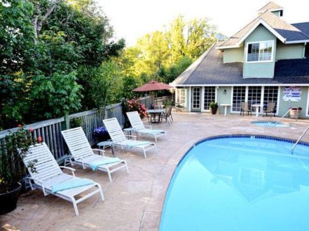 Photo of Outdoor in Willits