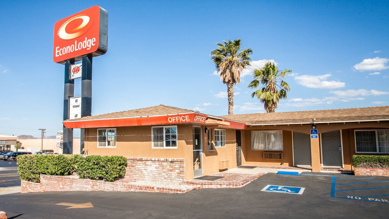 Photo of Buildings in Barstow