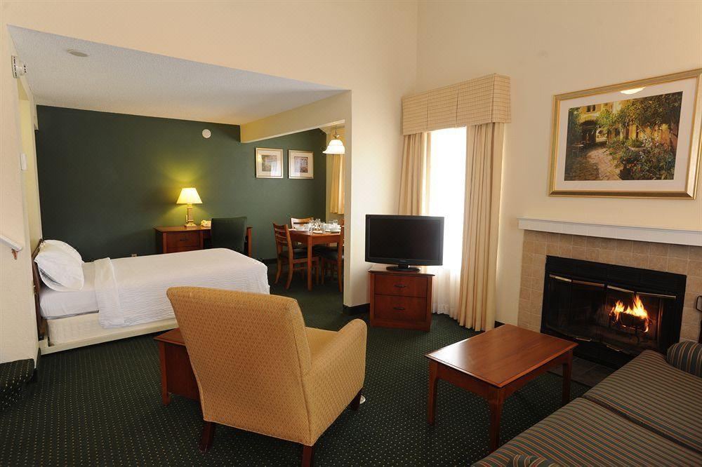 Photo of Livingroom in Williston South