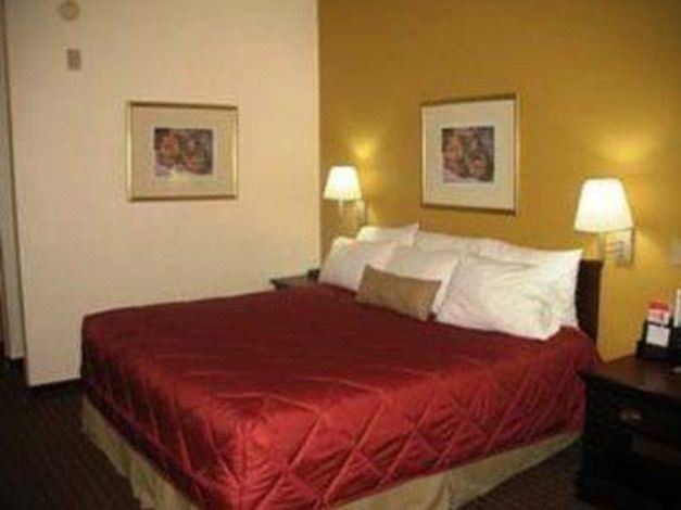 Photo of Bedroom in Locust Grove