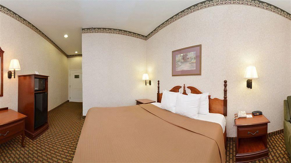 Photo of Bedroom in Perry