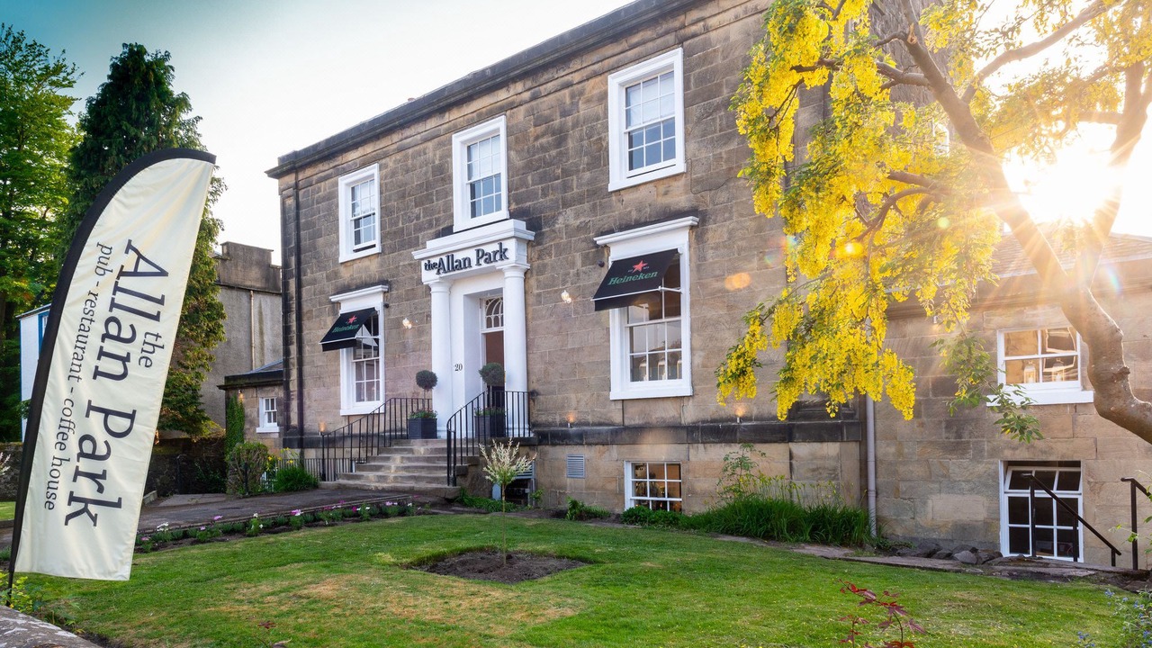 Photo of Buildings in Stirling