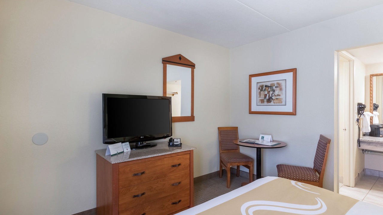 Photo of Livingroom in Bloomington