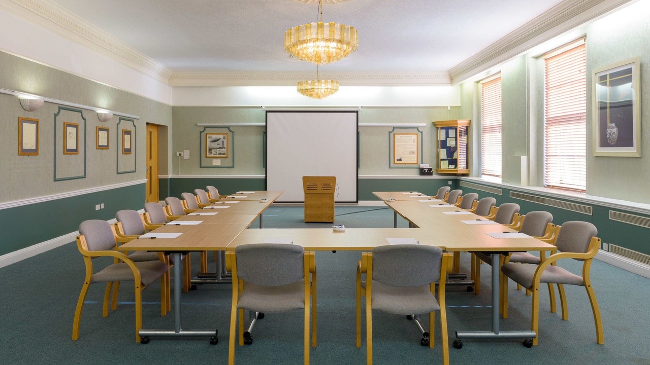 Photo of Livingroom in Cranfield