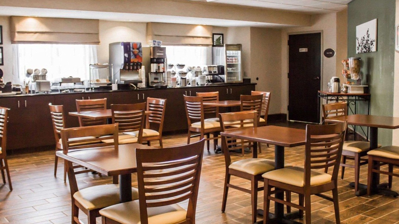 Photo of Livingroom in Tire Hill