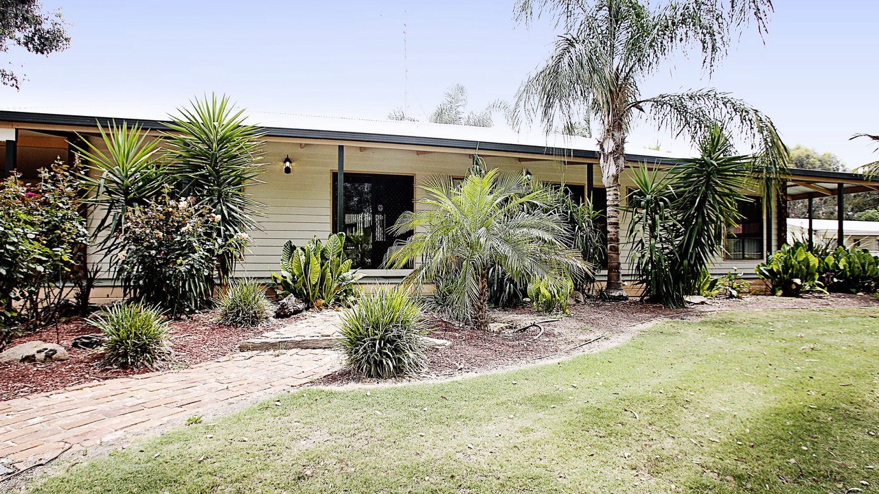 Photo of Buildings in Echuca Village