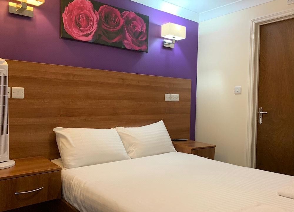 Photo of Bedroom in St. Margarets and North Twickenham