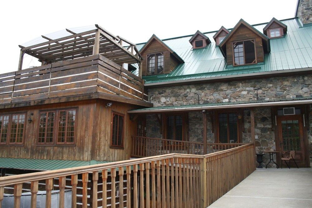 Photo of Buildings in Marieville